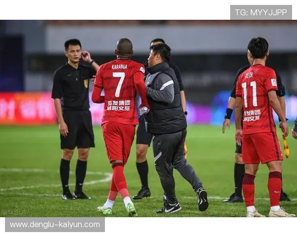 北京足球联赛最新一轮精彩对决激发球迷热情与关注